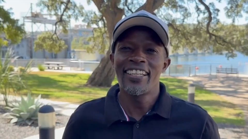 Video thumbnail for 4bfbd075-5762-44c1-ba40-c1168d37daae